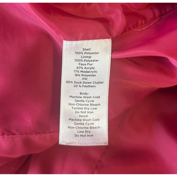 TALBOTS Puffer Down Vest Jacket Women's Sz Small Fuschia Pink Quilted Warm - Picture 10 of 10